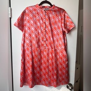 Dusen dusen size medium dress with pockets